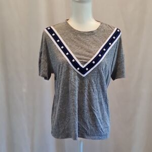 5/$15 Carbon Copy Gray and Blue V-Neck T-Shirt, Good Used Condition, Faux Pearls